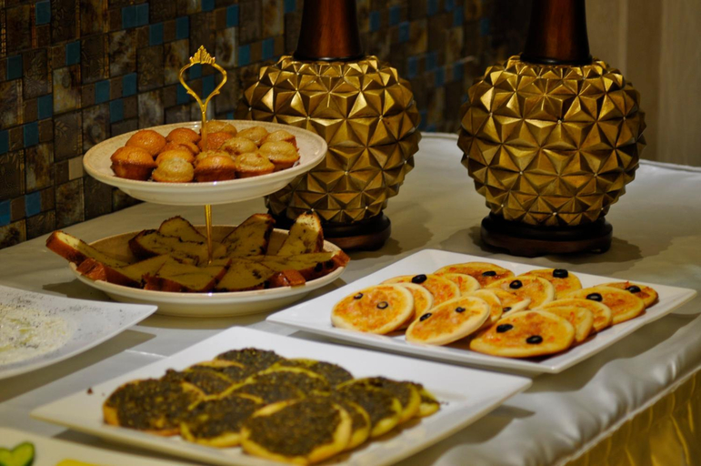 Food & Drinks 5, Asherij Hotel, Doha