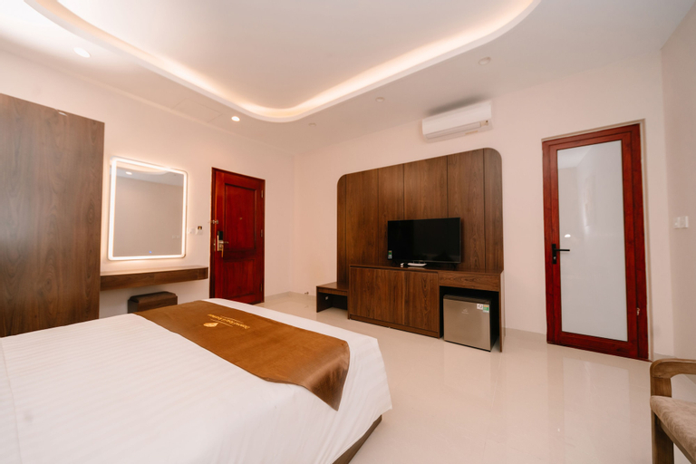 Bedroom 6