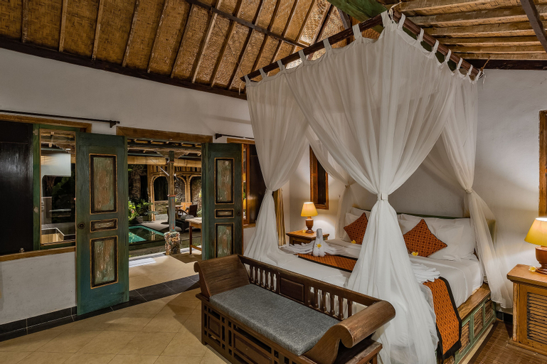 Bedroom 13