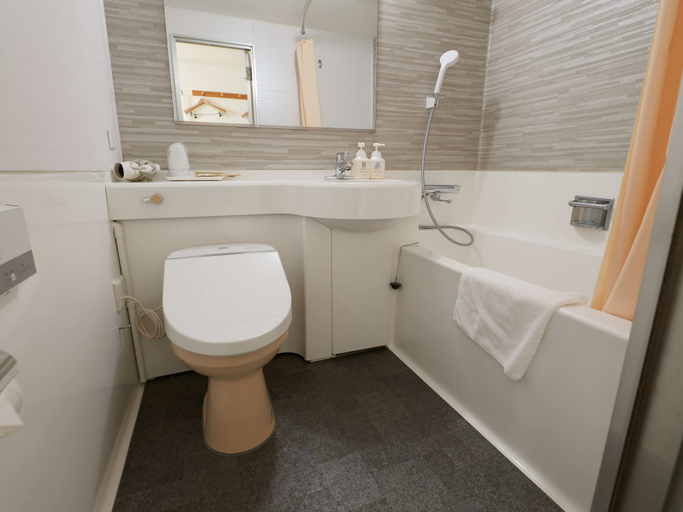 Bathroom 4, Gamagori Hotel, Gamagōri
