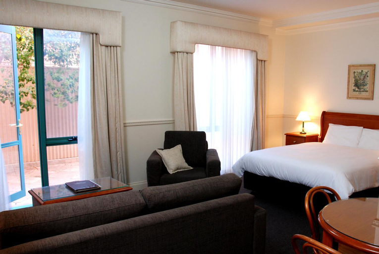Bedroom 12