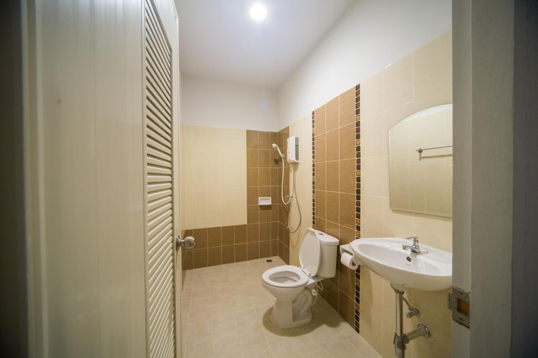 Bathroom 4, First Residence, Mae Rim