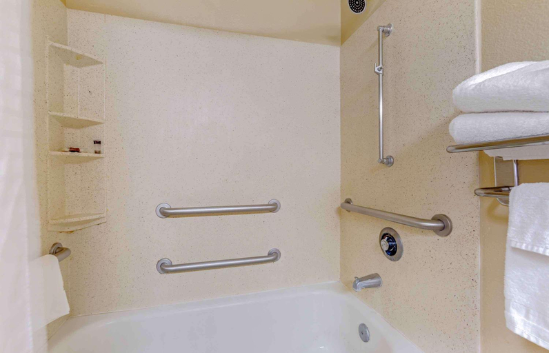 Bathroom 4, Extended Stay America Suites Phoenix Scottsdale Old Town, Maricopa