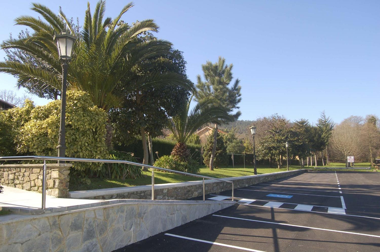 Others 5, Hotel Lupa, Asturias
