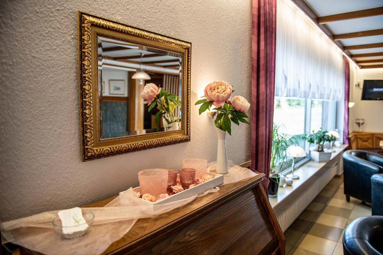 Bathroom 5, Hotel Zur Aue, Wesel