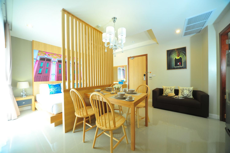 Dining Room 26