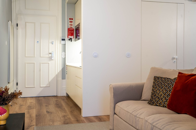 Others 4, Sta Catarina 632 by LovelyStay, Porto