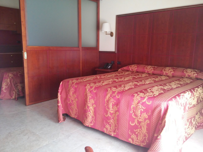 Bedroom 3, Hotel Relais dei Normanni, Foggia
