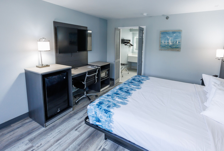 Bedroom 4, Baymont by Wyndham Branson Thousand Hills, Taney