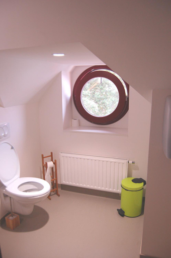 Bathroom 3, La Brise de Mer, Loire-Atlantique
