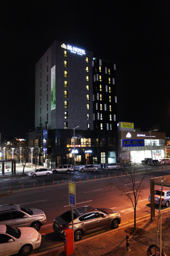 Exterior & Views 2, S& Hotel, Cheongwon