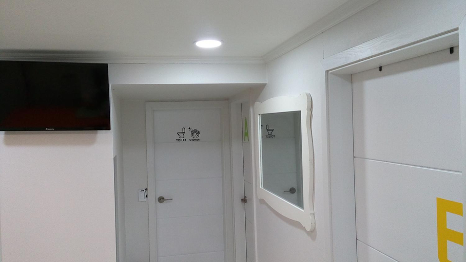 Bathroom 5, Cobe Guesthouse Dongdaemun, Jongno