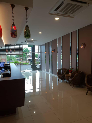 Others 5, Ants Hotel, Perlis
