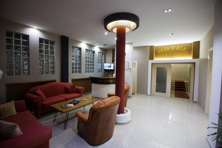 Public Area, Hotel Dea 2002, Korçës