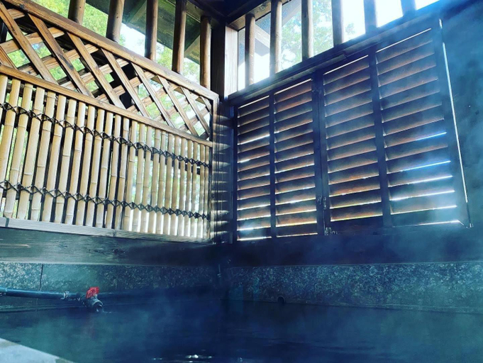 Bathroom 2, Muikamachi Hutte, Minamiuonuma