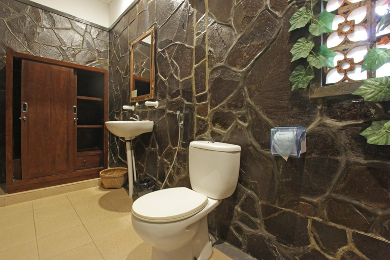 Bathroom 4, Nara Ubud Cottage, Gianyar