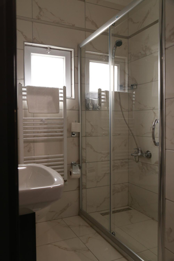 Bathroom 5, Azra Suite Otel, Merkez
