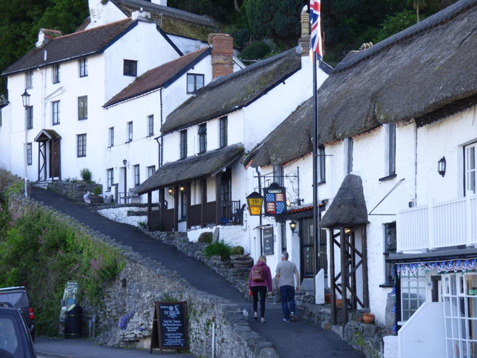 Food & Drinks 2, Highfield House, Parracombe, Modern B&B, Devon