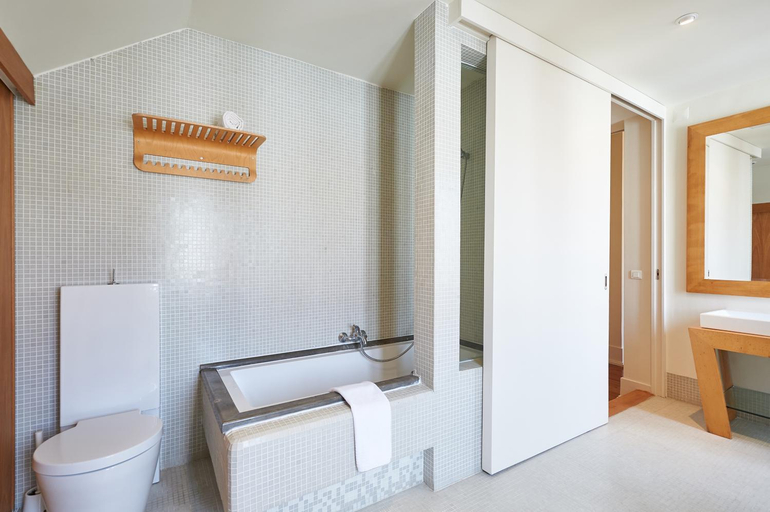 Bathroom 3, Ninho Salino, Cascais