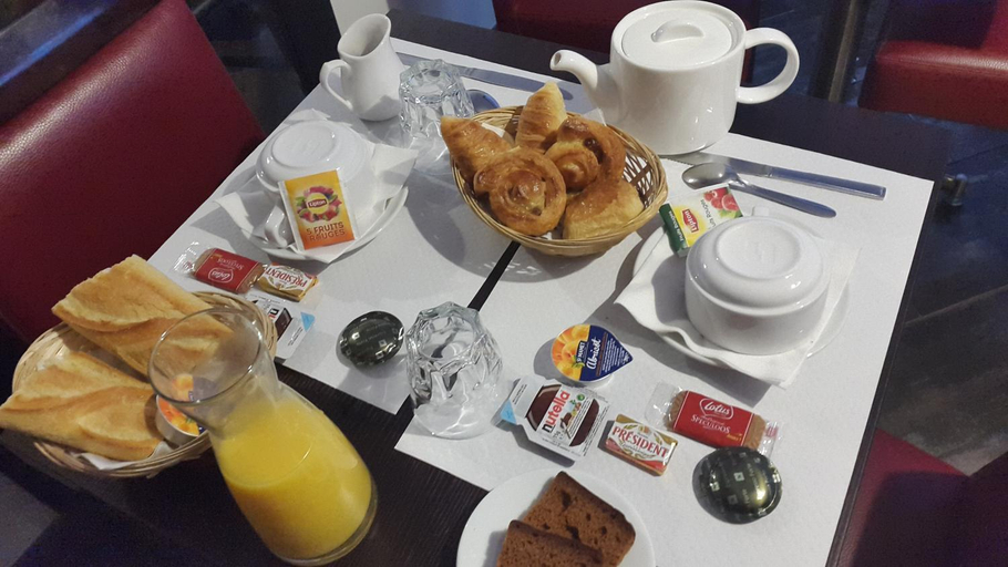 Food & Drinks 5, Hotel du Globe 18, Paris