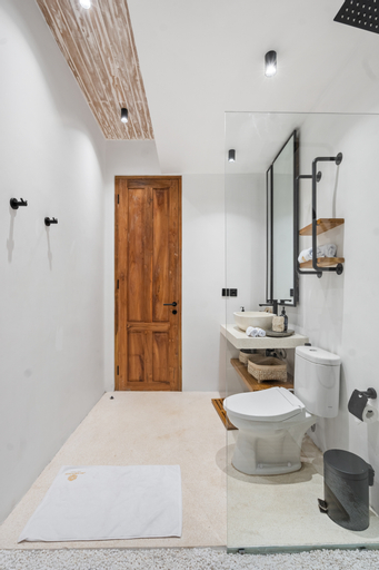 Bathroom 6