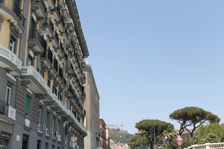 Others 2, Bed No Breakfast AK 2, Napoli