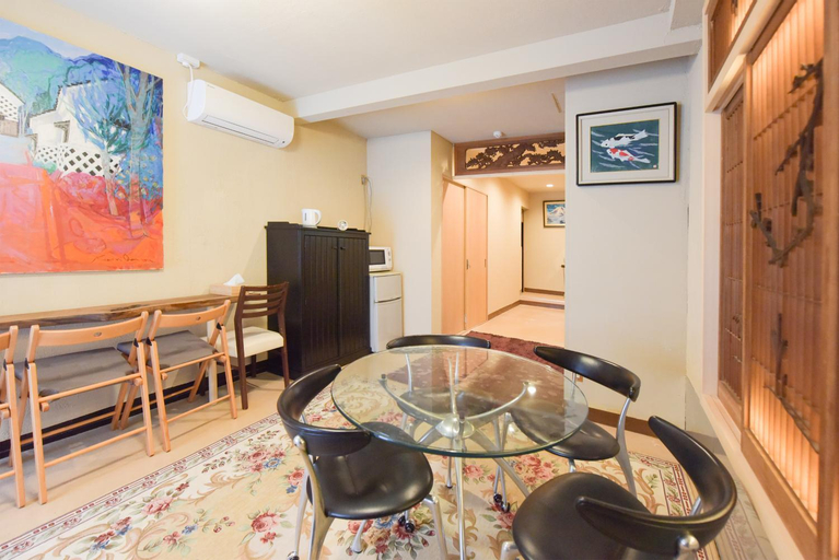 Dining Room 11