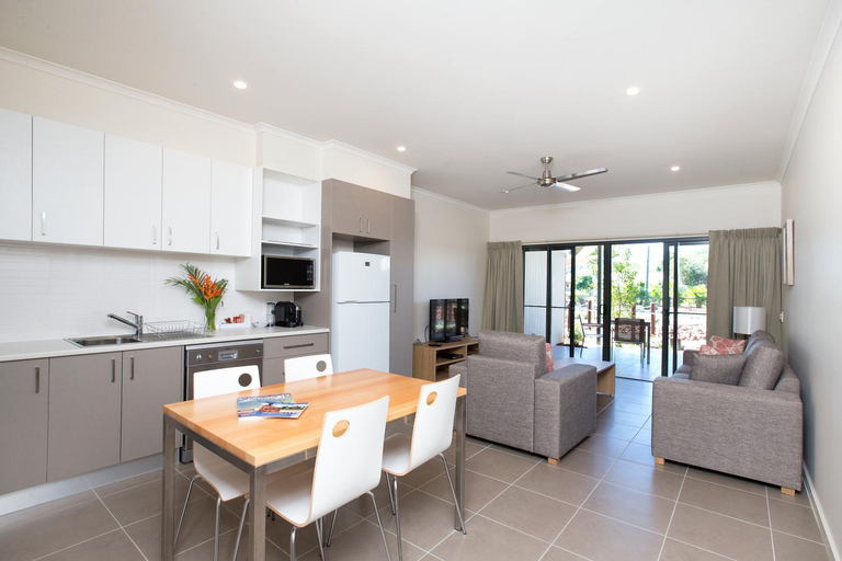 Dining Room 6