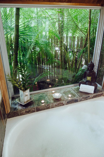 Bathroom 3, Getaways at Byfield, Livingstone - Pt B