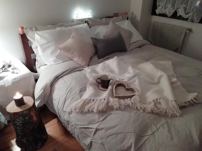 Bedroom 2, Elison-on the lake B&B, Udine