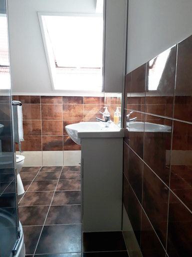 Others 5, Hoforras Wellness Vendeghaz, Eger