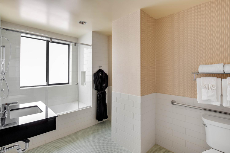 Bathroom 4, The Cormorant, San Diego