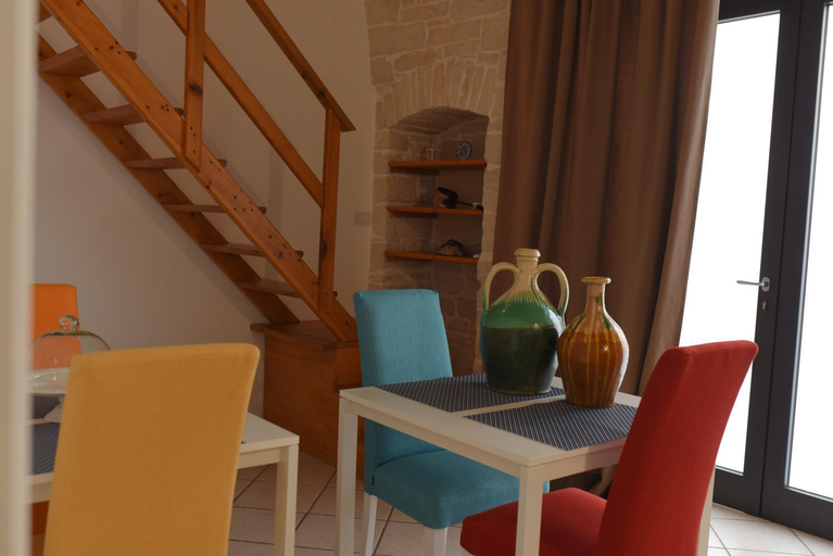 Others 5, B&B L'alcova, Bari