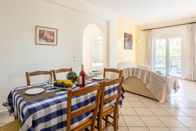 Others 5, Villa Youla, Ionian Islands