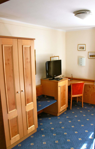 Bedroom, ARRIVEL Hotel am Bergson, München
