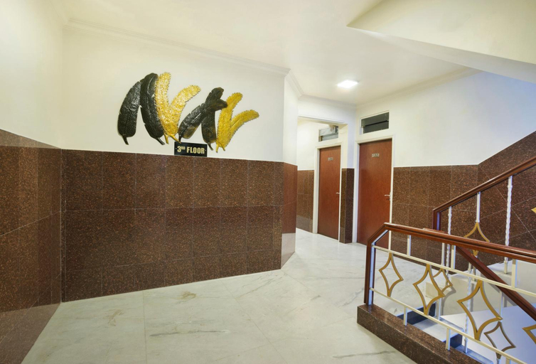 Public Area 2, Mannars Yatri Nivas Hotel, Mysore
