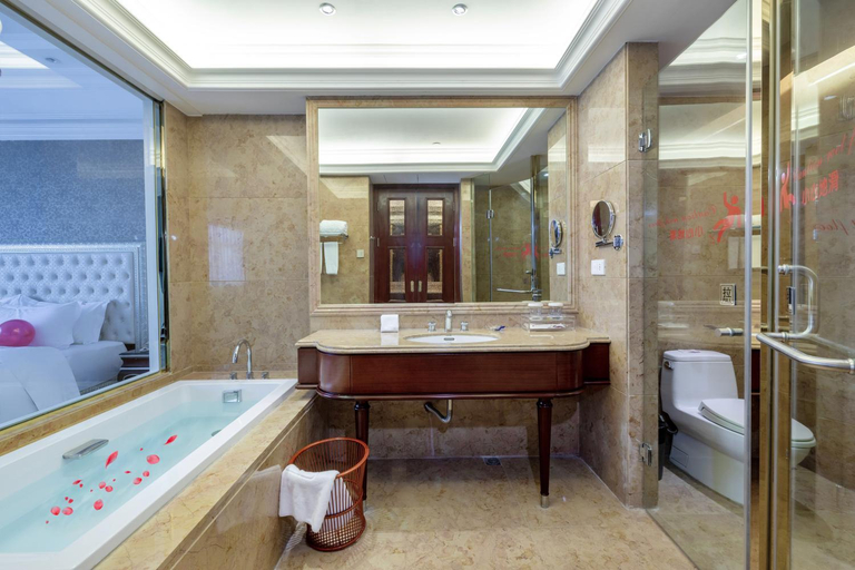 Bathroom 4, yinquan hotel, Zhongshan