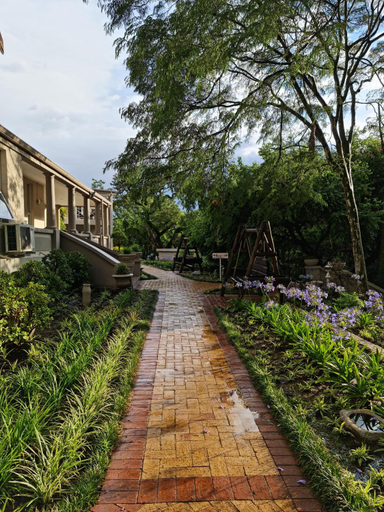 Others 4, Peaches & Cream Bed & Breakfast, Uthukela