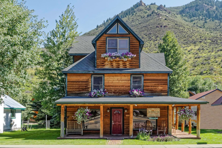 Others 5, Minturn Inn, Eagle