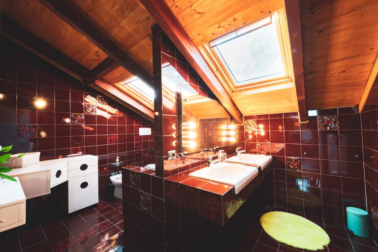 Bathroom 5