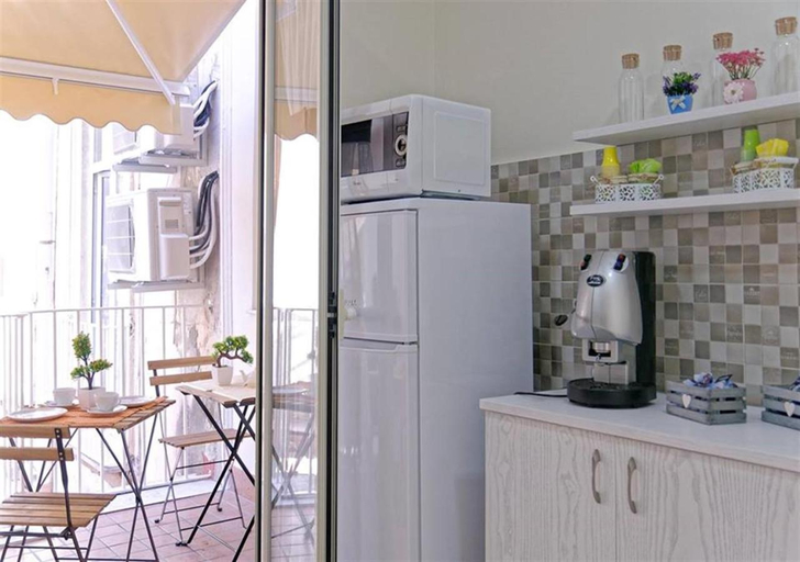 Food & Drinks, ARIEL B&B, Napoli