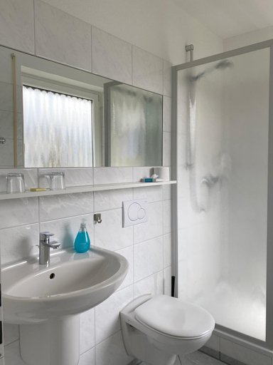 Bathroom 5, Hotel zur Sonne, Tübingen