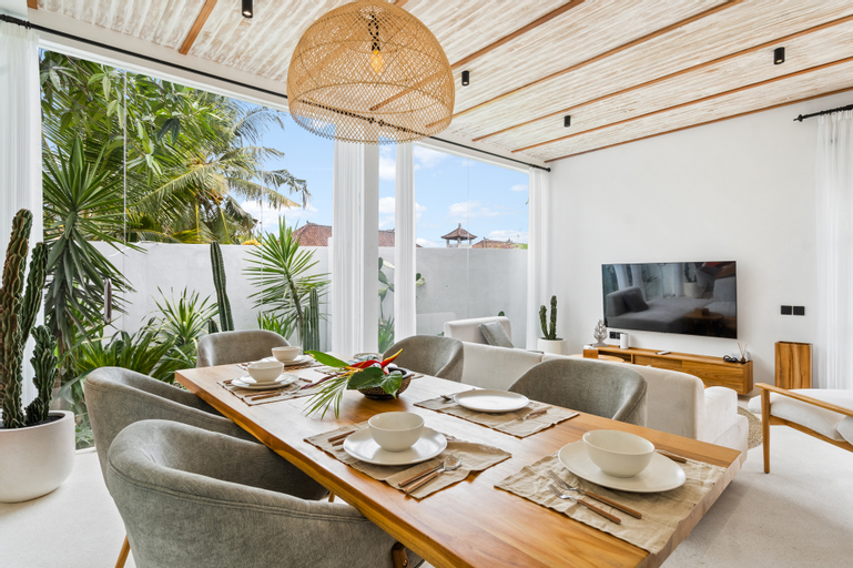 Dining Room 2