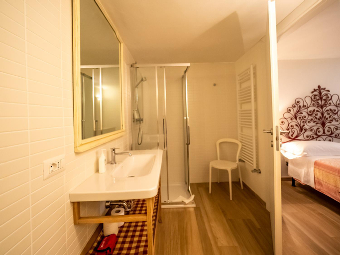 Bedroom 14