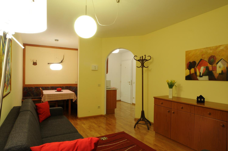 Others 2, Apartment Nidus, Bolzano