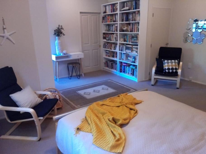 Others 3, Dream Escape for 2, Kapiti Coast