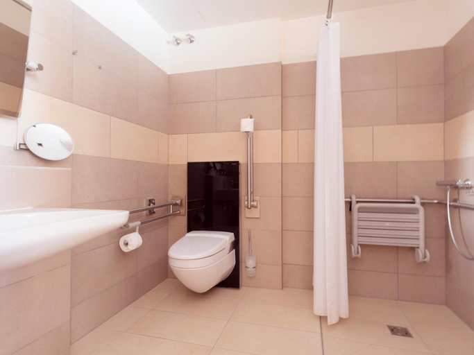 Bathroom 4, Narzissen Vital Resort Bad Aussee, Liezen