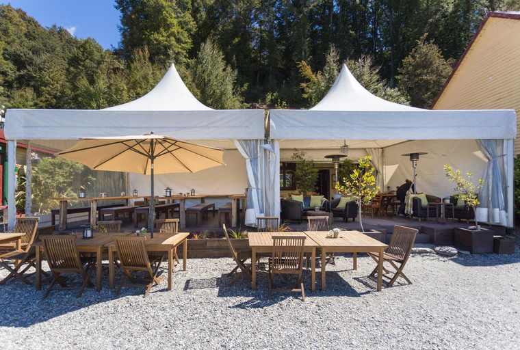 Food & Drinks 5, EcoScapes, Queenstown-Lakes