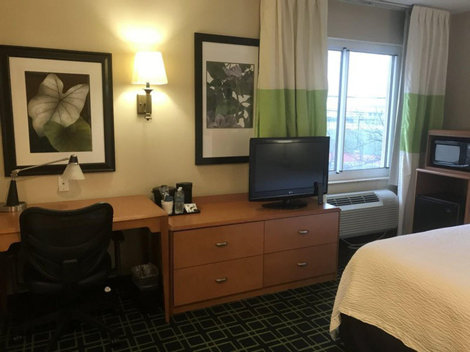 Bedroom 13