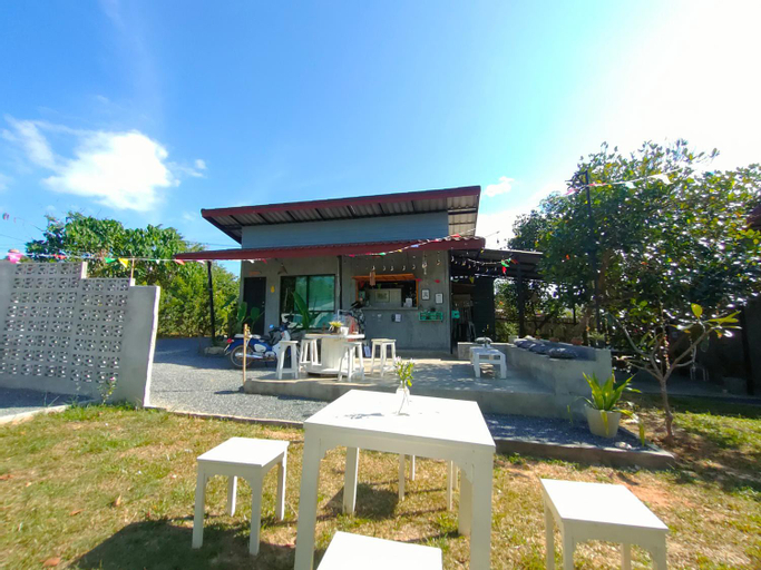 Food & Drinks, DOX Ko Lanta, Ko Lanta